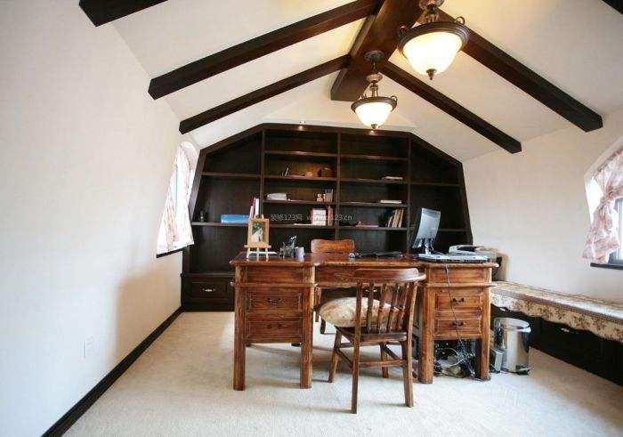 顶层带阁楼如何装修?阁楼装修需要注意什么? 顶层带阁楼如何装修?阁楼装修需要注意什么?